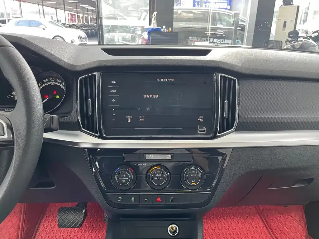 Skoda Kamiq — фото 2