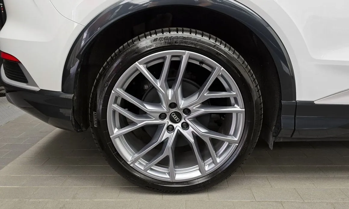 Audi Q4 e-tron 2025 из KR, фото 5
