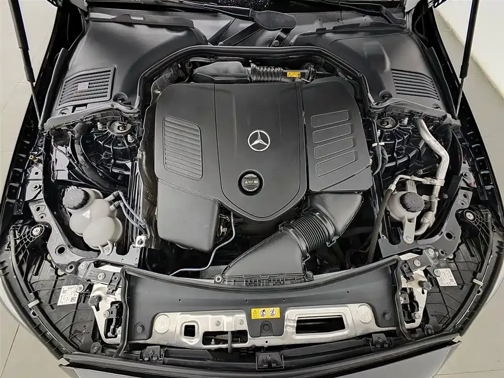 Mercedes-Benz C-Class — фото 10
