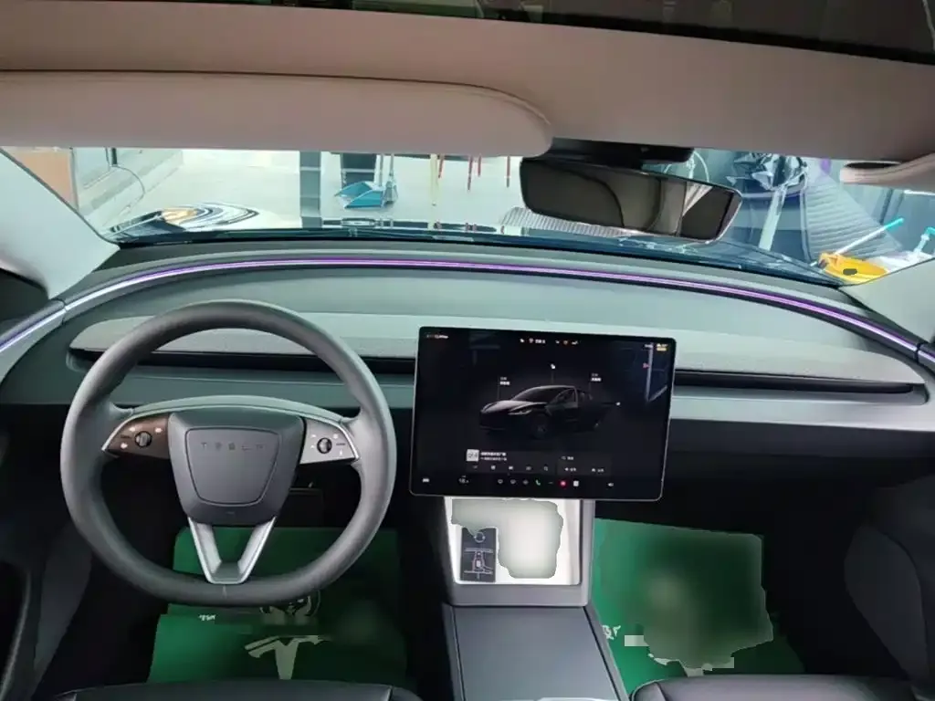 Tesla Model 3 — фото 4