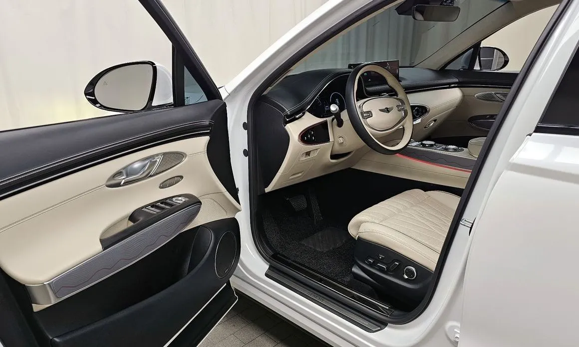 Genesis GV70 2024 из KR, фото 7