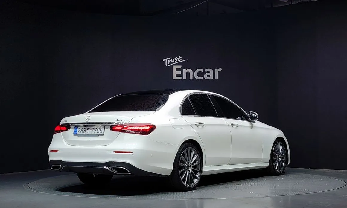 Mercedes-Benz E-Class 2022 из KR, фото 2