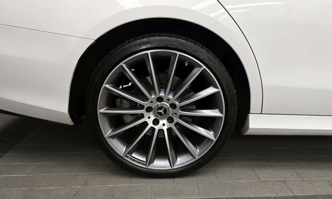 Mercedes-Benz E-Class 2022 из KR, фото 7