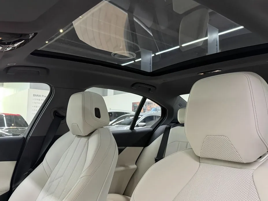 BMW 5-Series 2025 из KR, фото 8