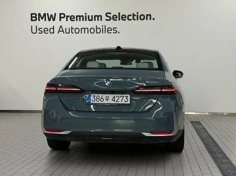 BMW 5-Series 2025 из KR, фото 9