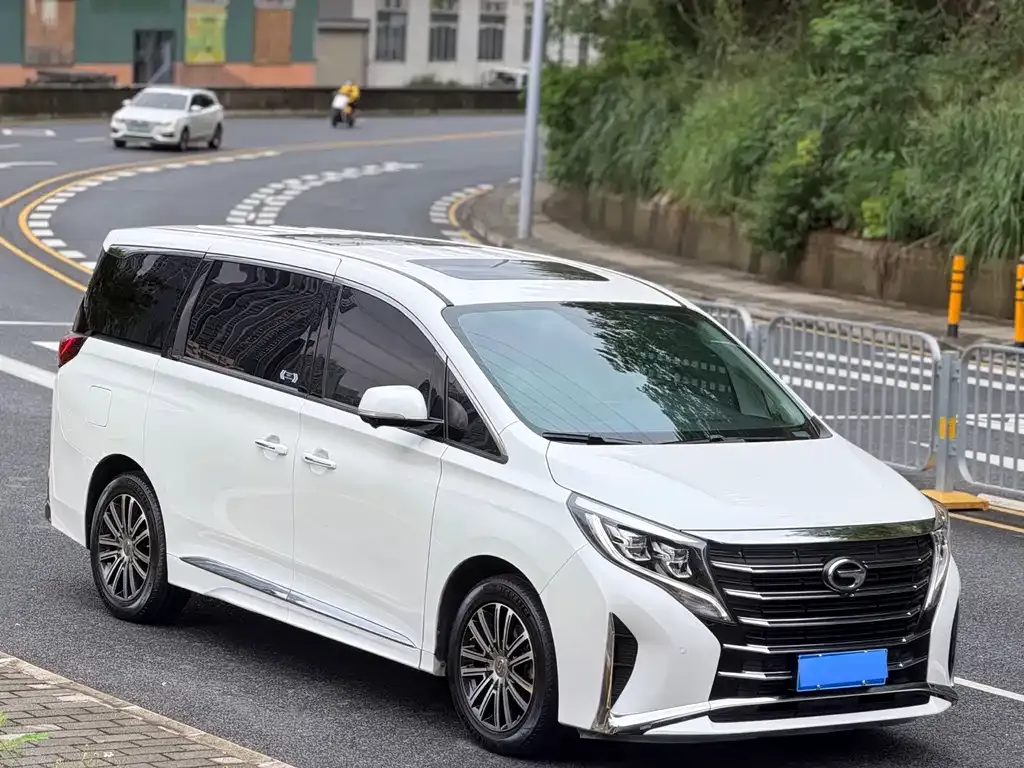 GAC Motor Trumpchi M8 — фото 5