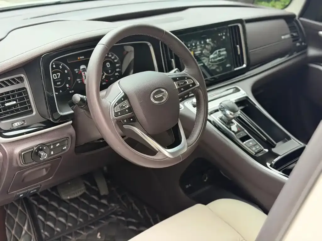 GAC Motor Trumpchi M8 — фото 8