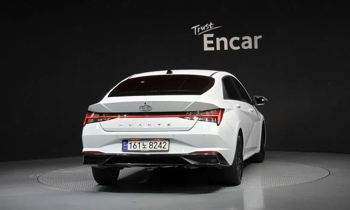 Hyundai AVANTE — фото 4
