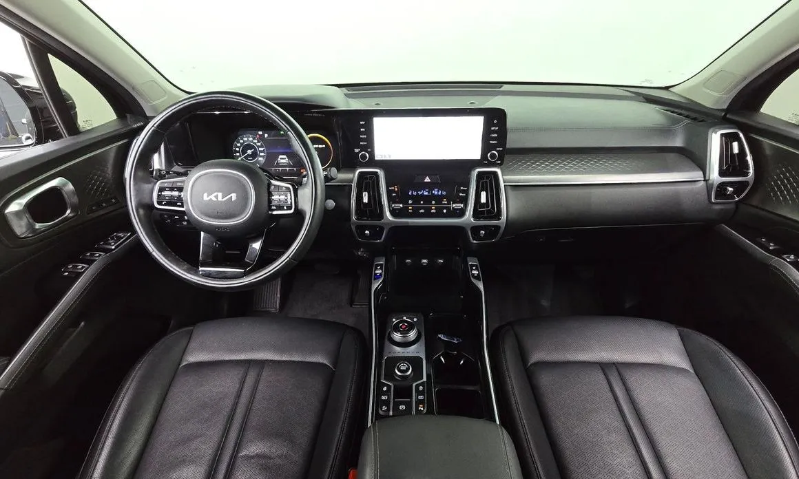 Kia Sorento — фото 7