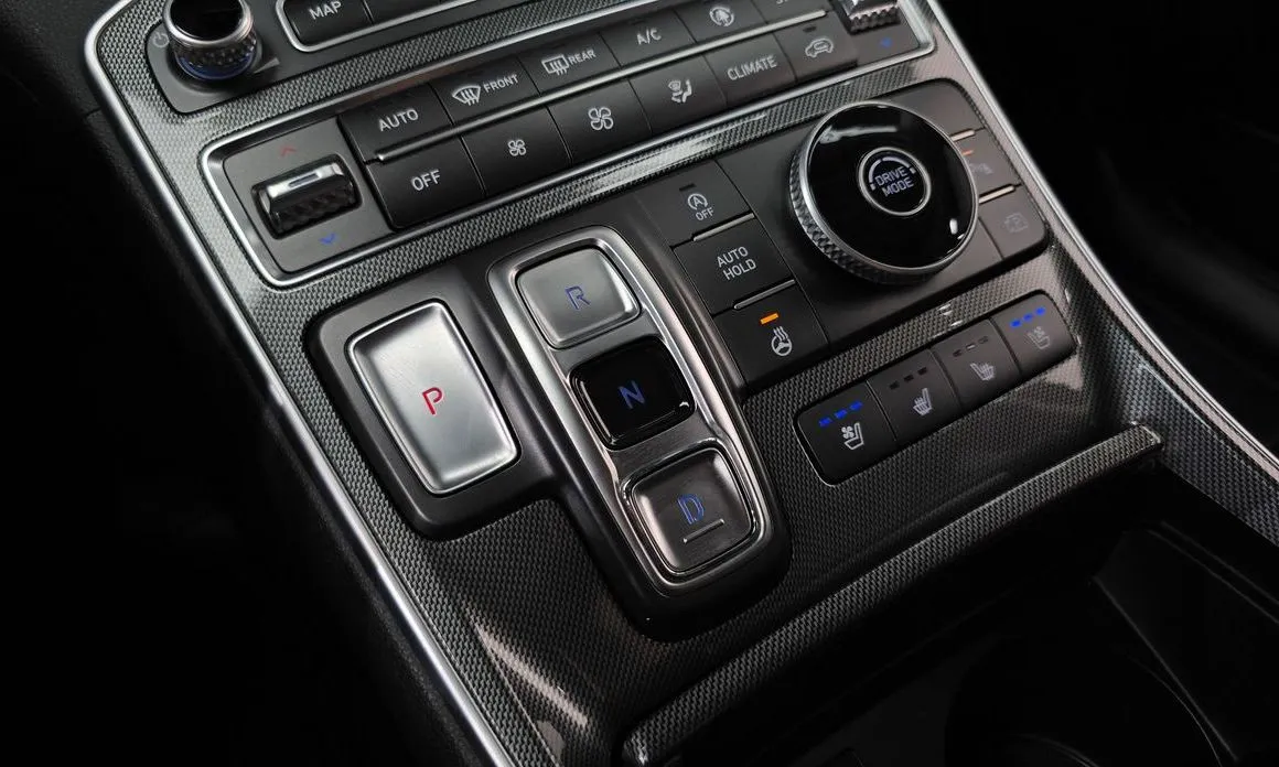 Hyundai Santafe — фото 7