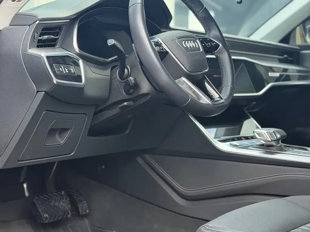 Audi A6 (Import) — фото 3