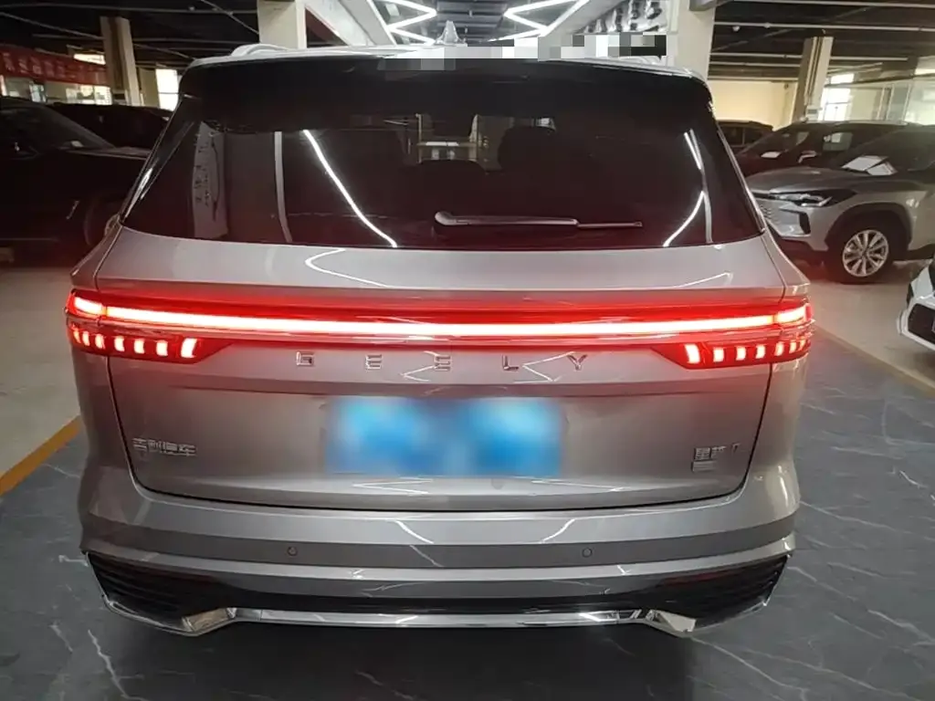 Geely Xingyue L — фото 3