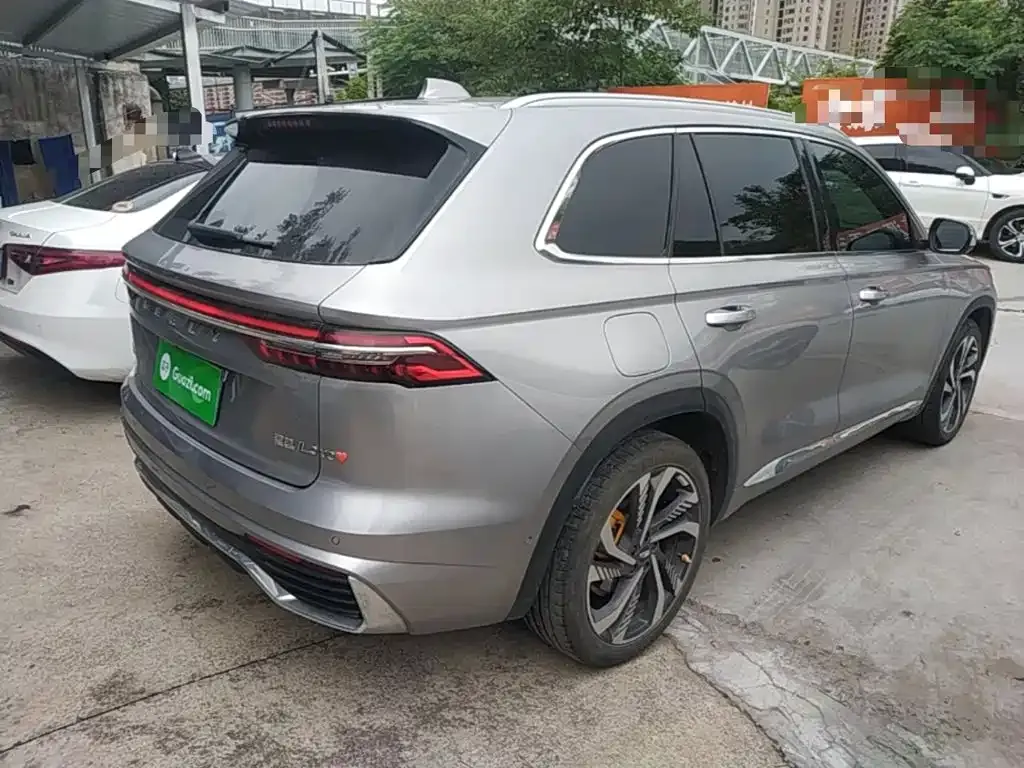 Geely Xingyue L — фото 4