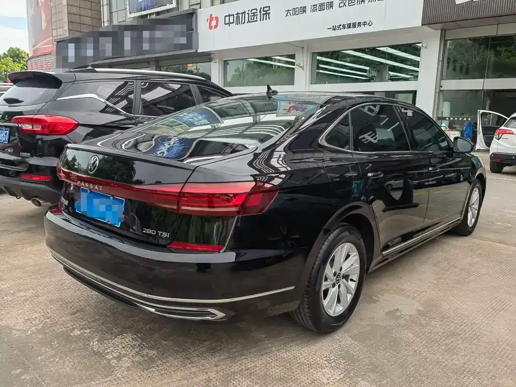 Volkswagen Passat — фото 5