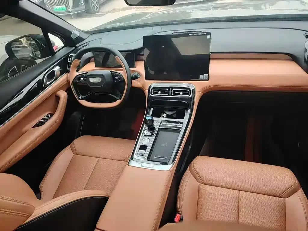 Geely Boyue L 2025 из CN, фото 4