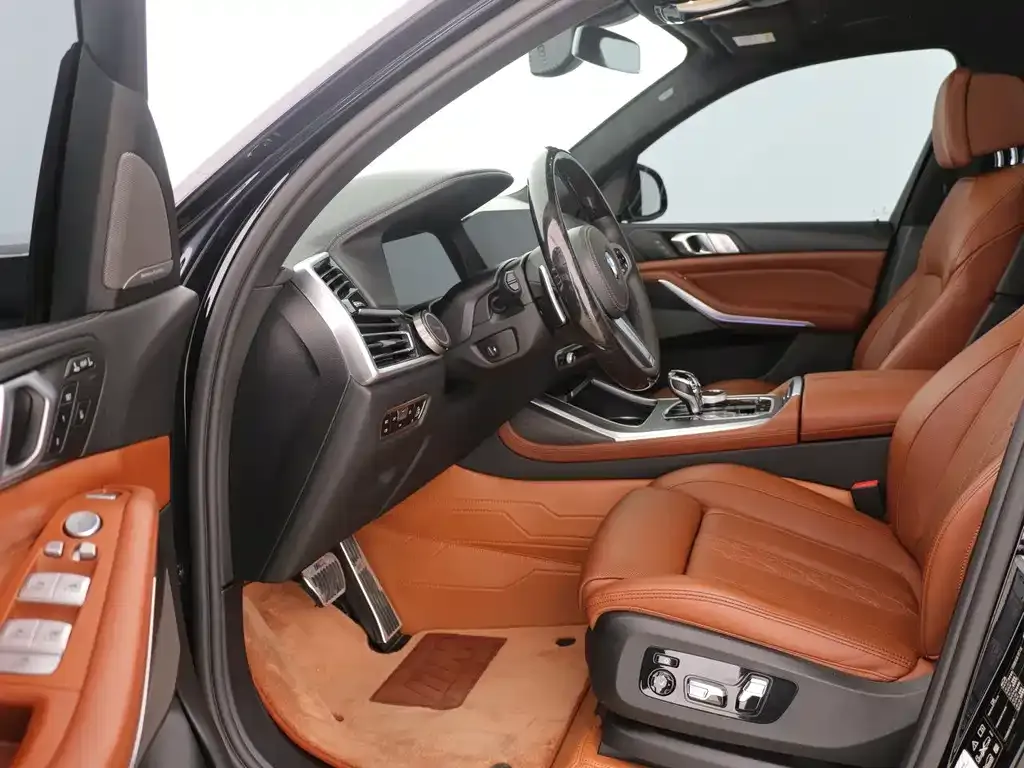 BMW X7 2021 из CN, фото 3