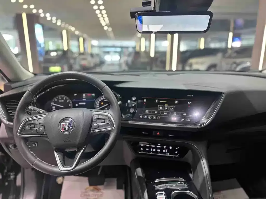 Buick Envision Plus — фото 8