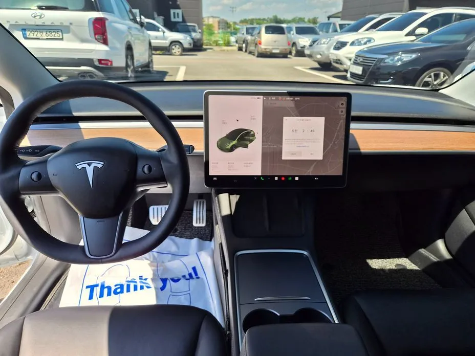 Tesla Model 3 — фото 2