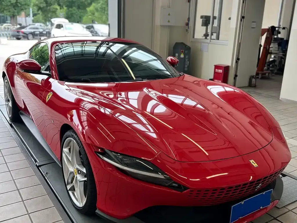 Ferrari Roma
