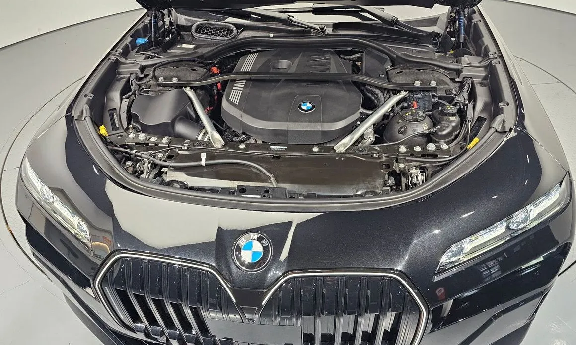 BMW 7-Series 2024 из KR, фото 5