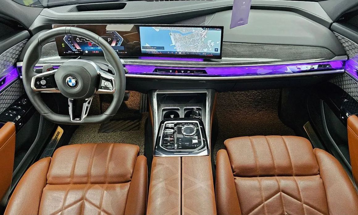BMW 7-Series 2024 из KR, фото 7