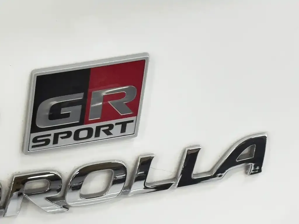 Toyota Corolla — фото 2