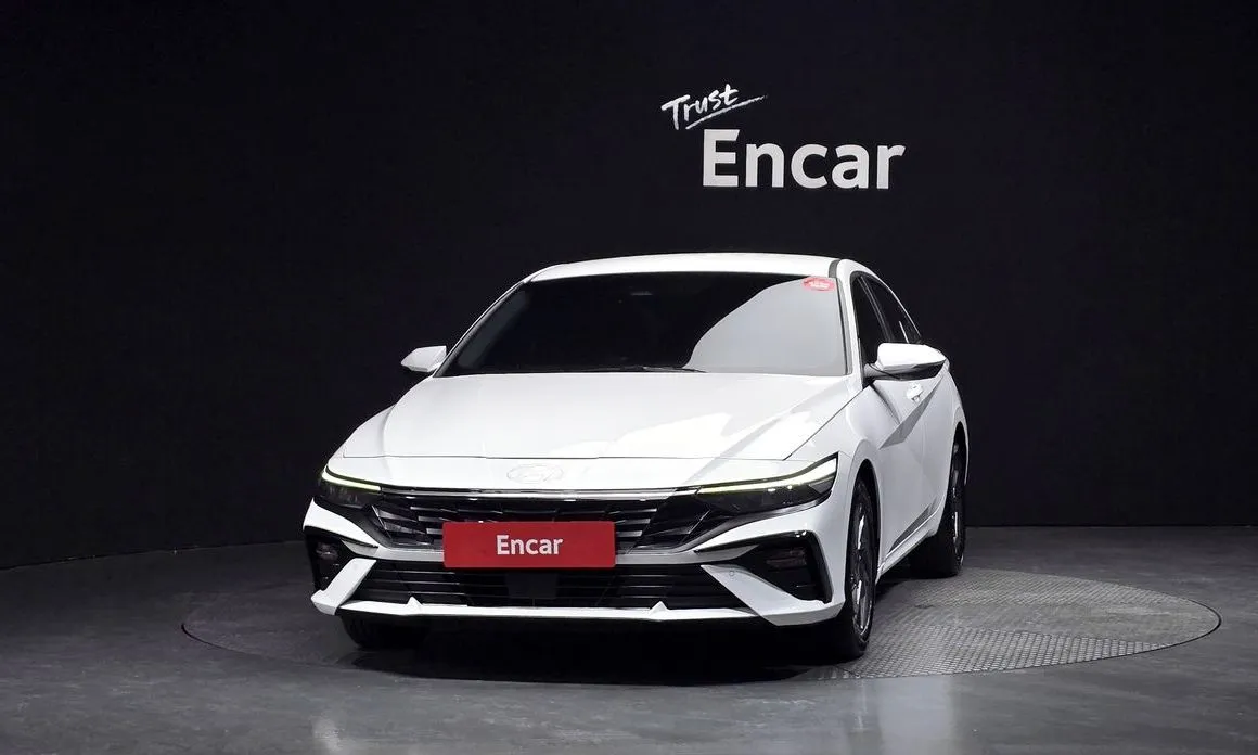 Hyundai AVANTE — фото 2