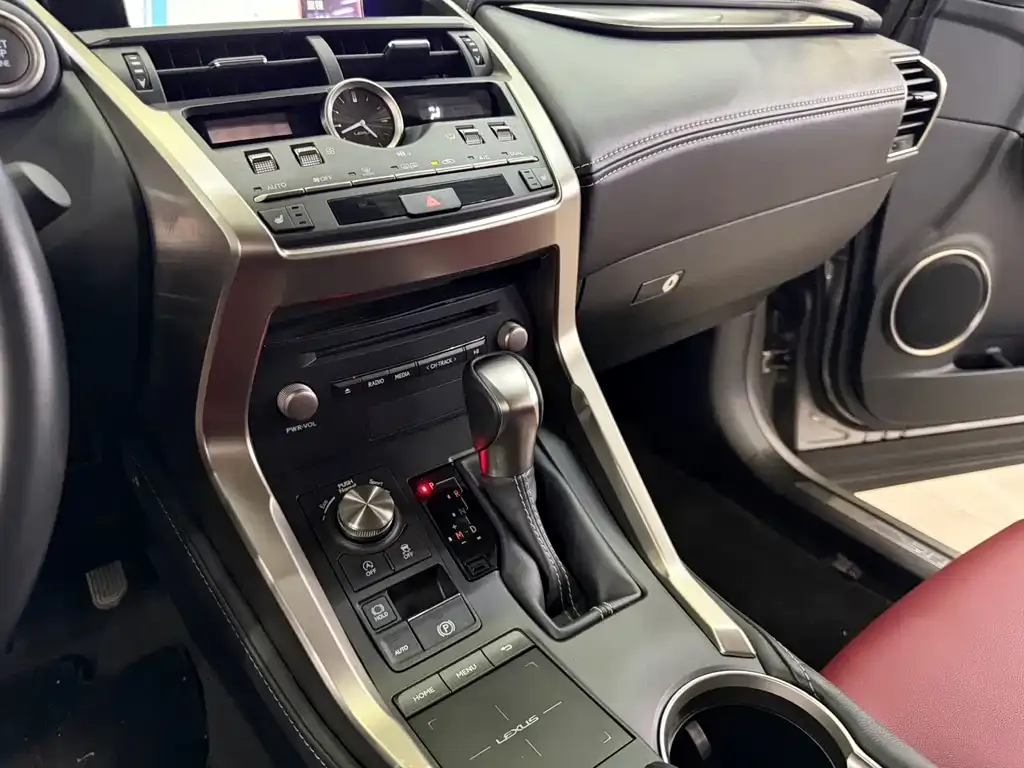 Lexus NX 2021 из CN, фото 3