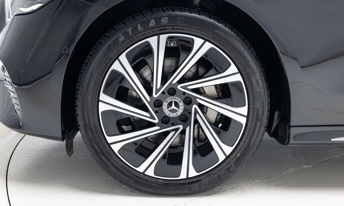 Mercedes-Benz E-Class 2024 из KR, фото 7