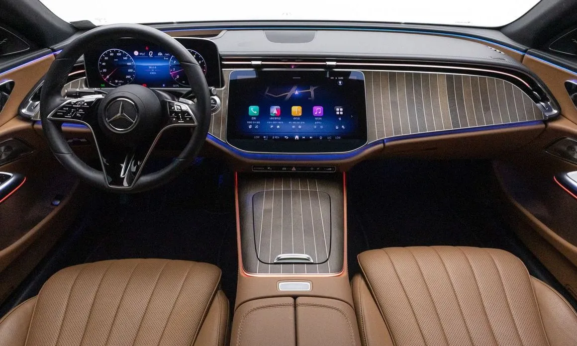 Mercedes-Benz E-Class 2024 из KR, фото 10