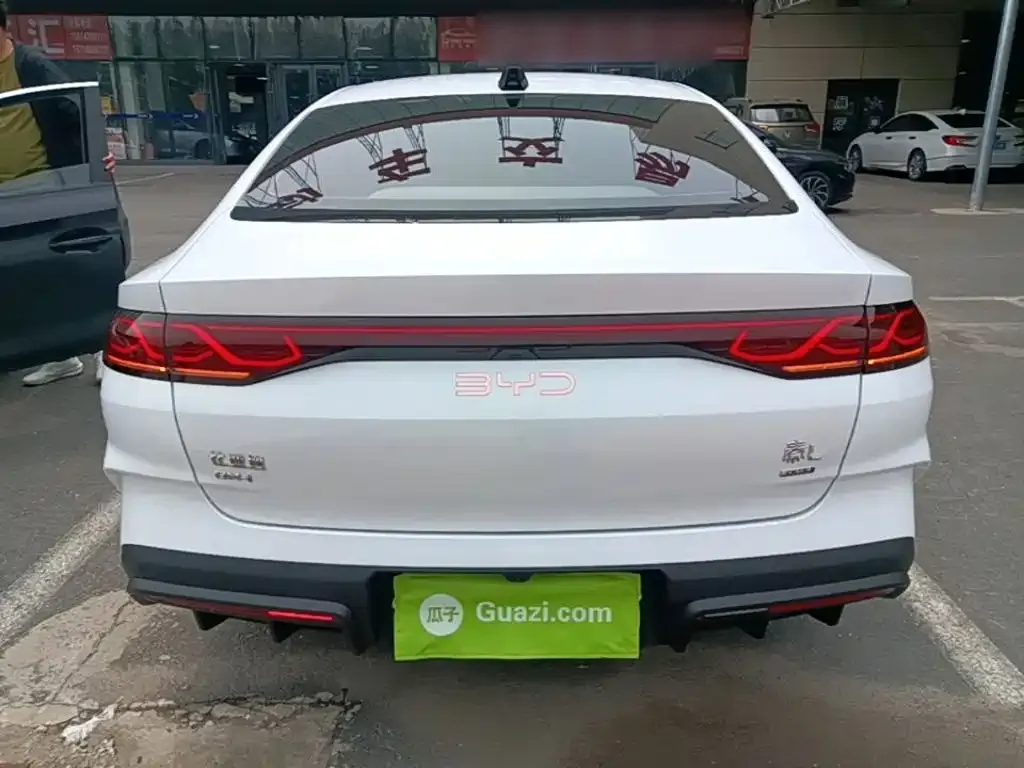 BYD Qin L — фото 3