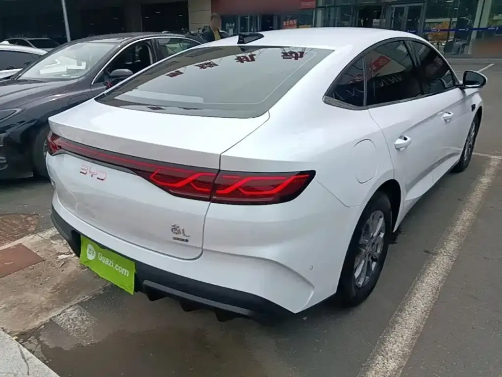 BYD Qin L — фото 9