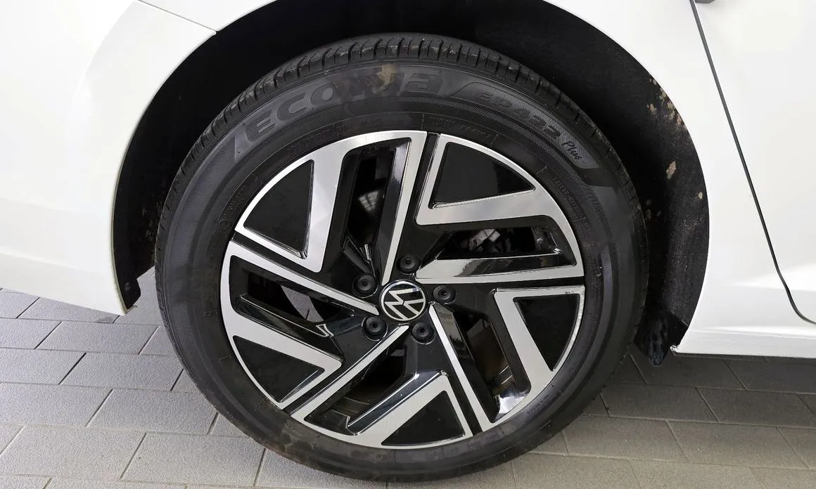 Volkswagen Jetta 2023 из KR, фото 5