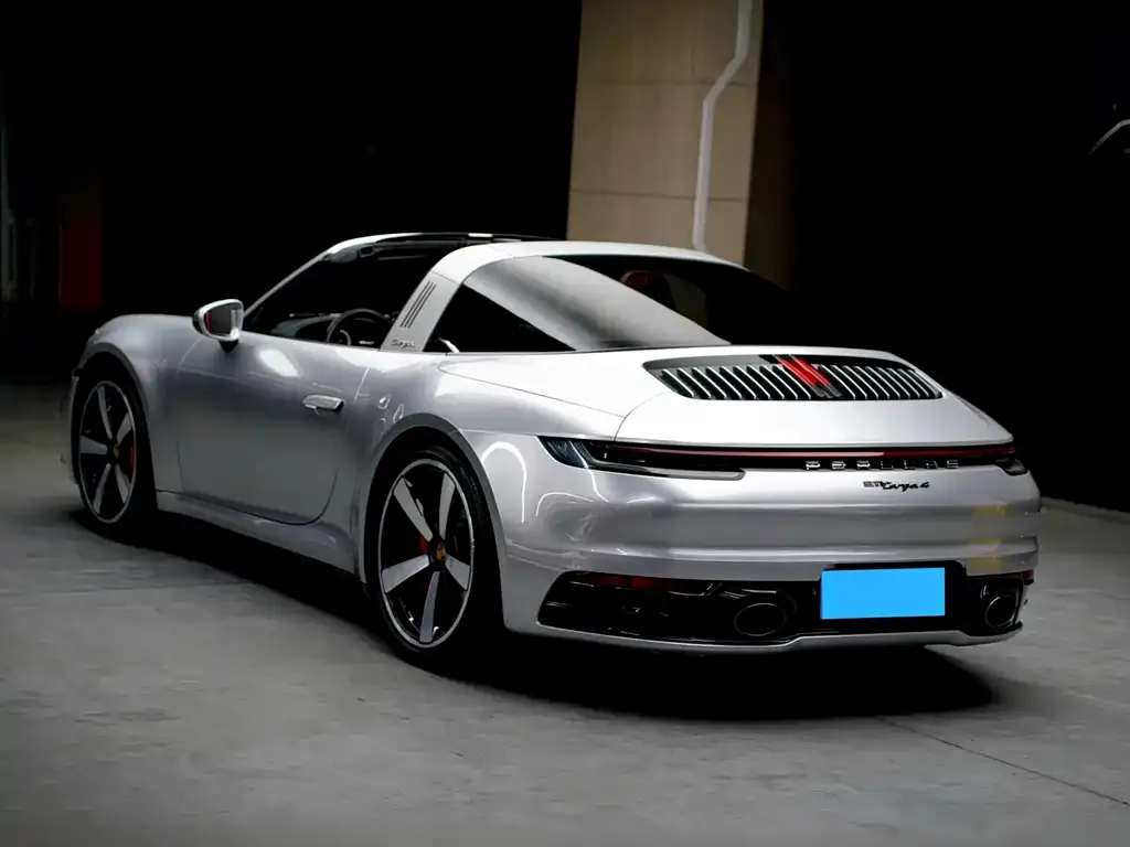 Porsche 911 2021 из CN, фото 8