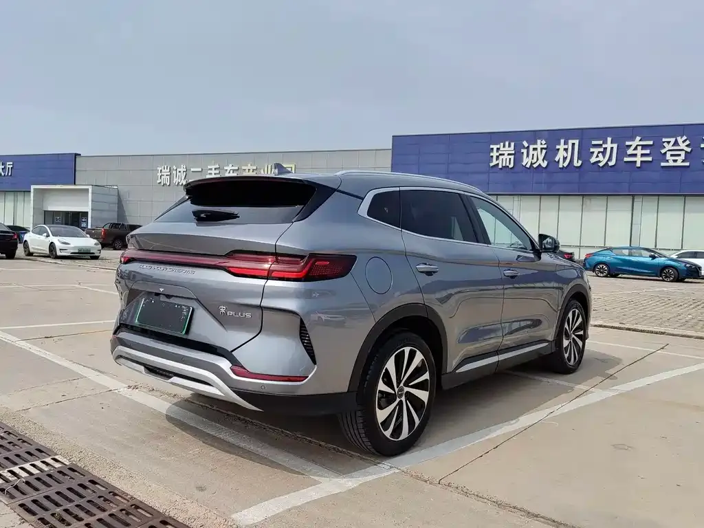 BYD PLUS New Energy — фото 6