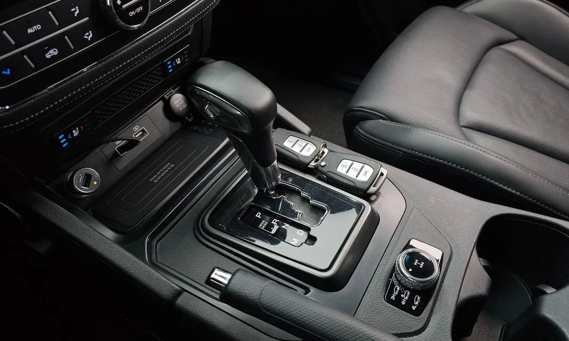 KG Mobility (Ssangyong) Rexton — фото 4