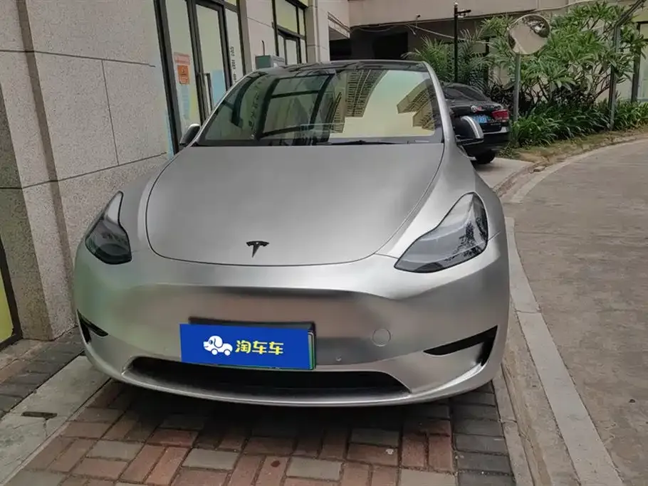 Tesla Model Y — фото 9