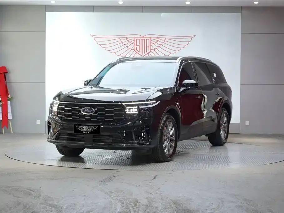 Ford Edge — фото 1