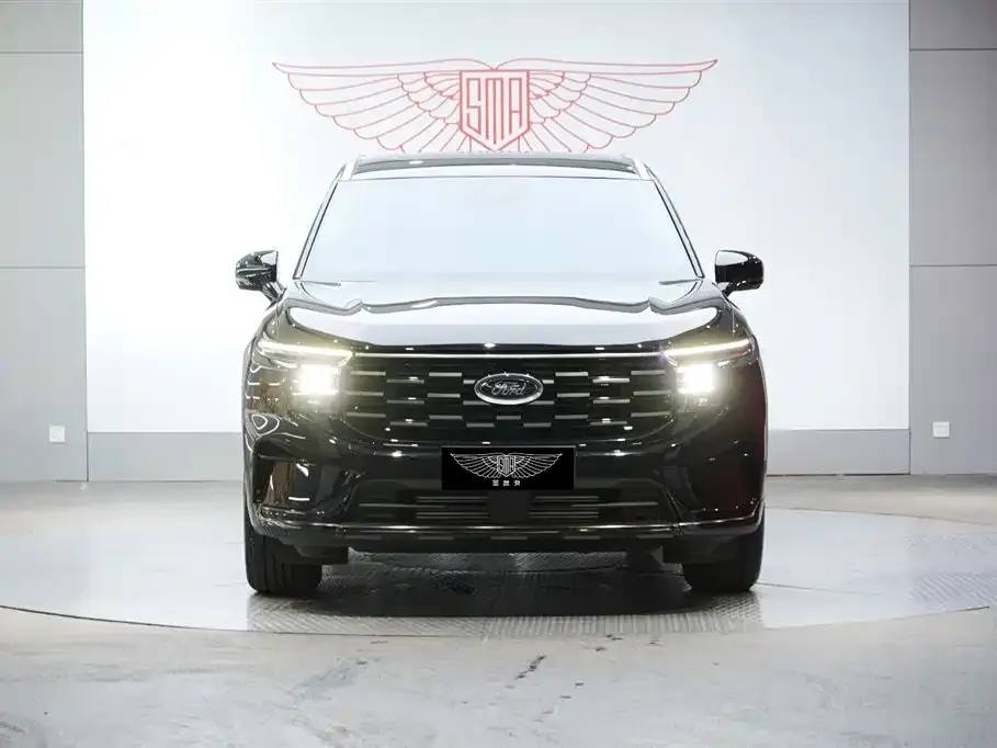 Ford Edge — фото 9
