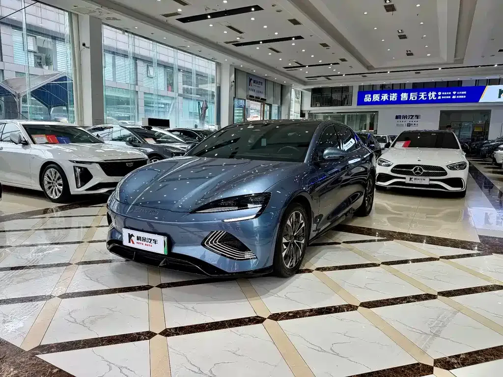 BYD Seal — фото 8