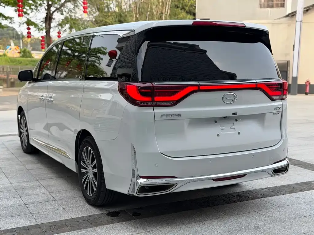 GAC Motor Trumpchi M8 — фото 8