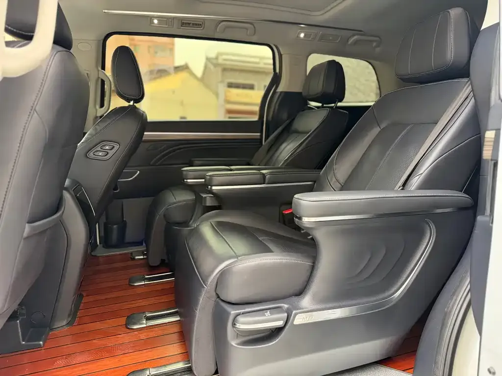 GAC Motor Trumpchi M8 — фото 9