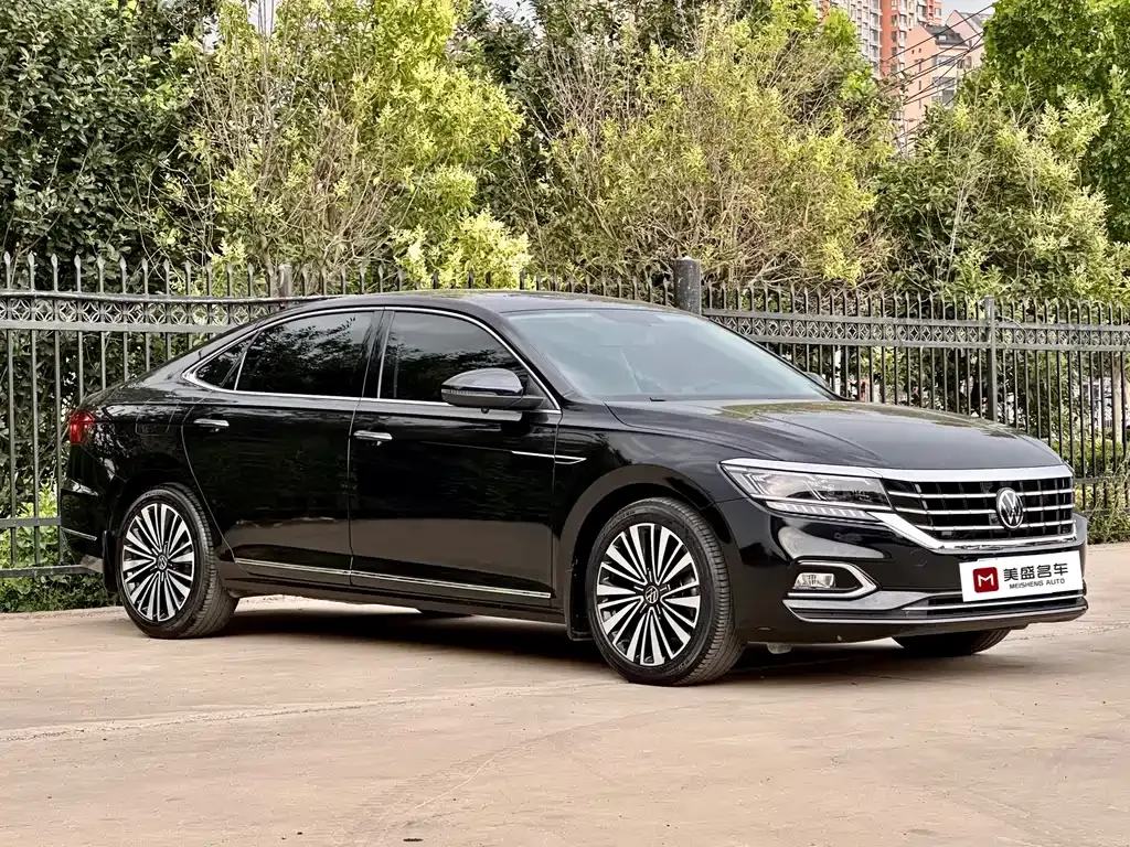 Volkswagen Passat — фото 3