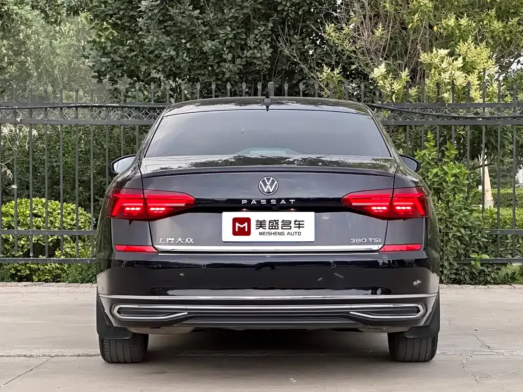 Volkswagen Passat — фото 5
