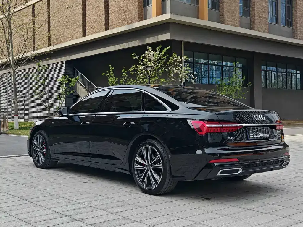 Audi A6L — фото 3