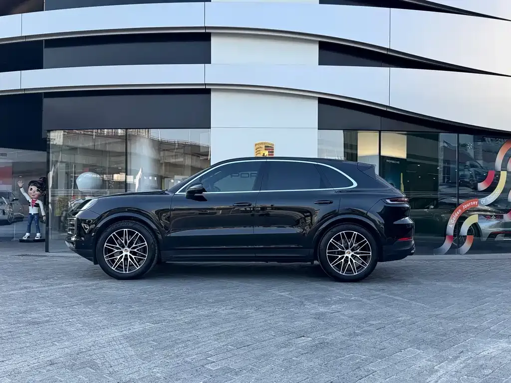 Porsche Cayenne — фото 4