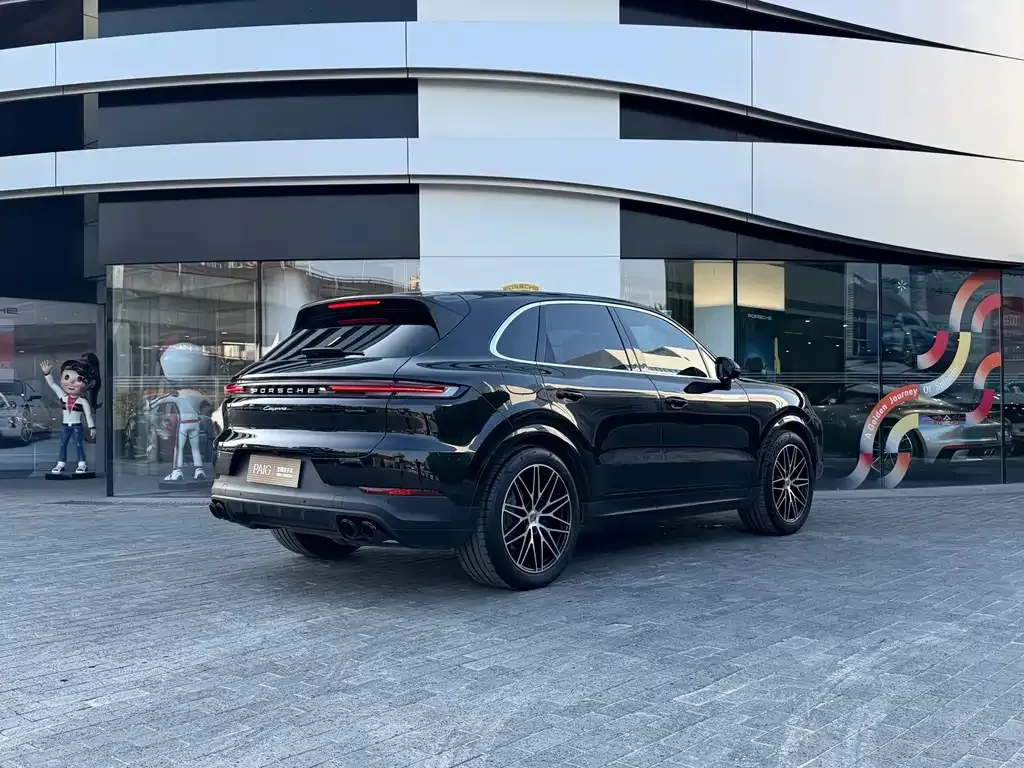 Porsche Cayenne — фото 8