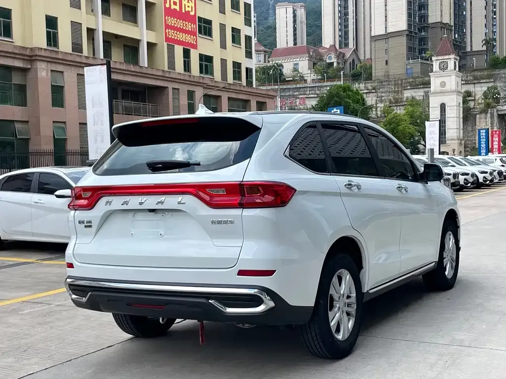 Haval M6 — фото 8