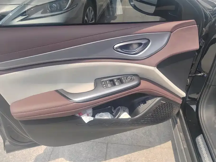 BYD Seal 07 DM-i — фото 2