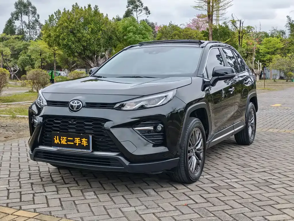 Toyota Wildlander — фото 1